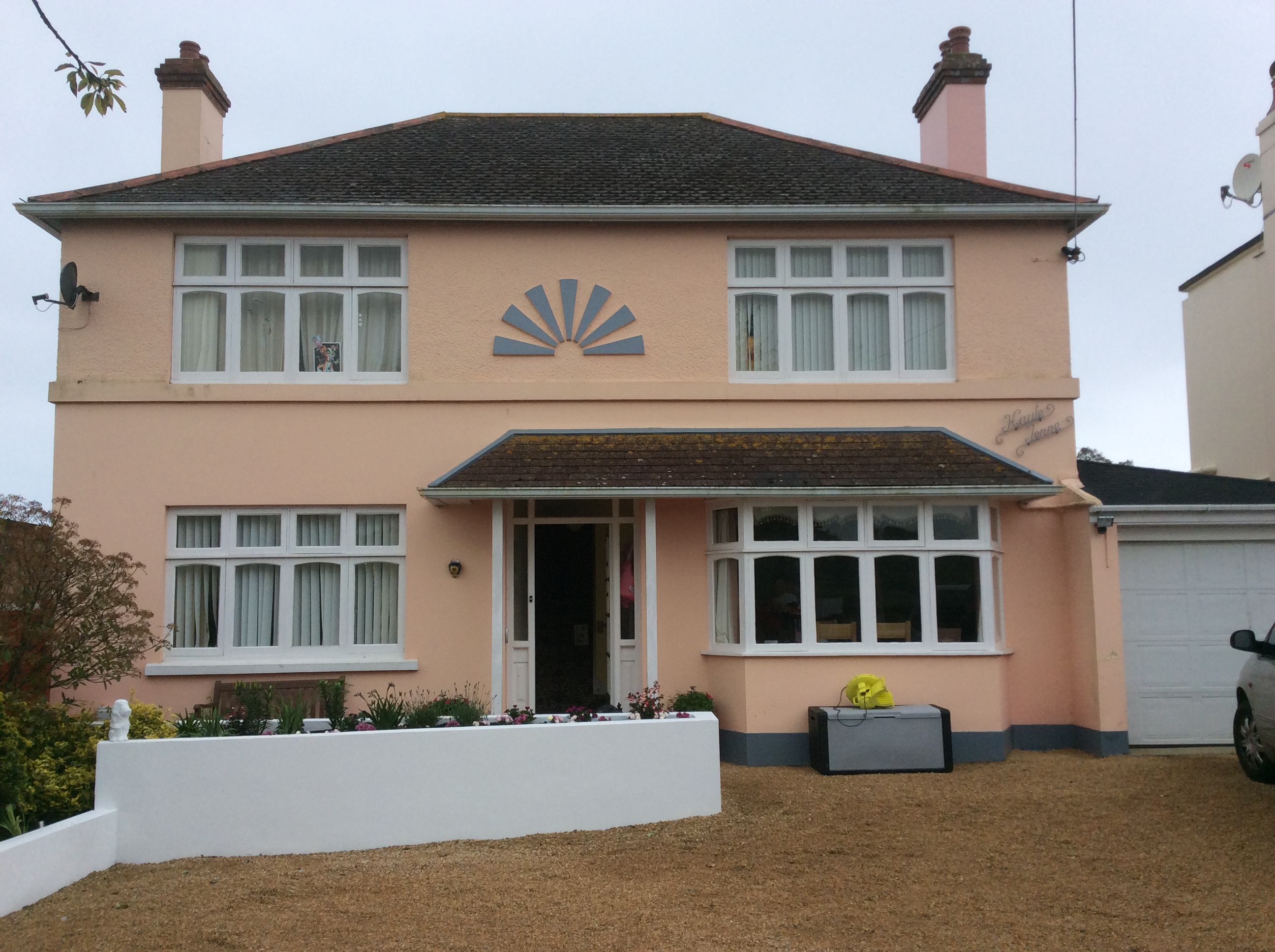 5FC22CA7-E4C6-430C-8AA5-A087A6F9170A