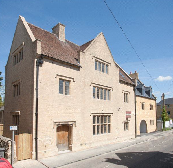 Morton in Marsh PO 02